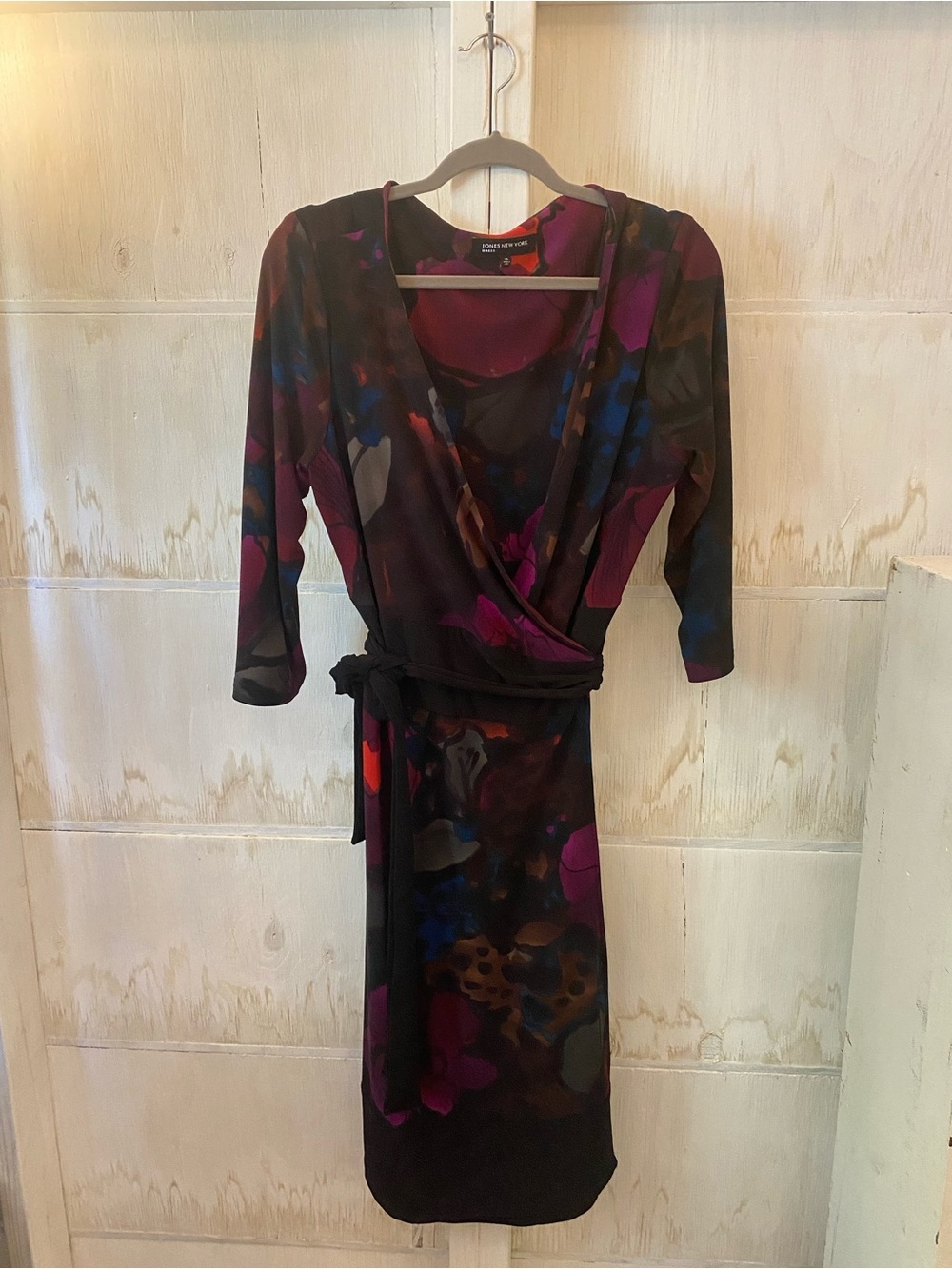 Jones New York Size 14 Black Wrap Midi Dress with Purple & Blue Floral Accents